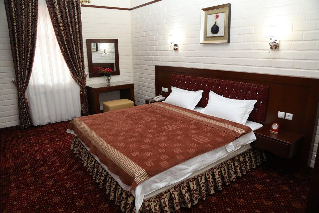 Rakat Plaza Hotell Tasjkent Exteriör bild